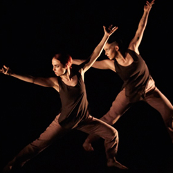 A moving and powerful performance in four pieces by a group of talented dancers. 