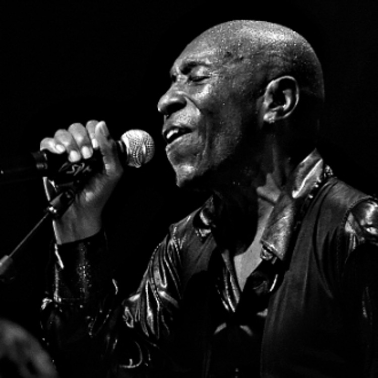 Movin’ is a seasoned entertainer who emanates charm and warmth