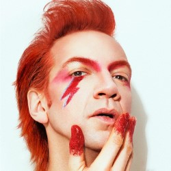 This is a love letter to Bowie artiste to artiste, rather than a traditional tribute act