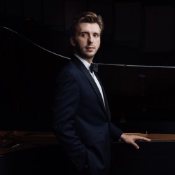 Igor Lipinski's Piano Illusions