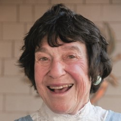 Lynn Ruth Miller is an incredible storyteller and an amazingly courageous woman, revealing the best and worst parts of her life to complete strangers in an open and honest manner.
