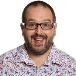 Justin Moorhouse delivers a show that guarantees a good night out.