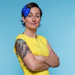 Zoe Lyons: Little Misfit