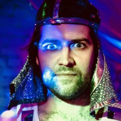 Larter has created a barmy and silly show that will get you in the mood for the Fringe very nicely indeed
