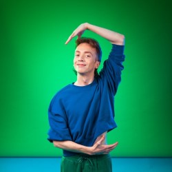 Derek Mitchell: Double Dutch