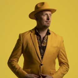 Dan Lees: Vinyl Reflections