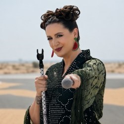 Mina Liccione: Arabized