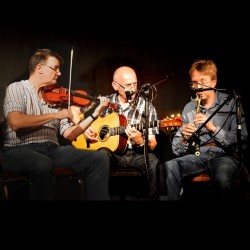 Curmudgeon – Traditional Scottish Folk Music