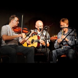 Curmudgeon: Traditional Scottish Folk Music