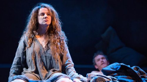 Knives in Hens