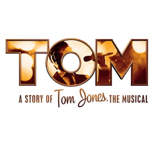 Kit Orton as Tom has big shoes – or should that be lungs? – to fill. This he did with gusto and his singing was a robust interpretation of the great voice with some proper goosebump moments.