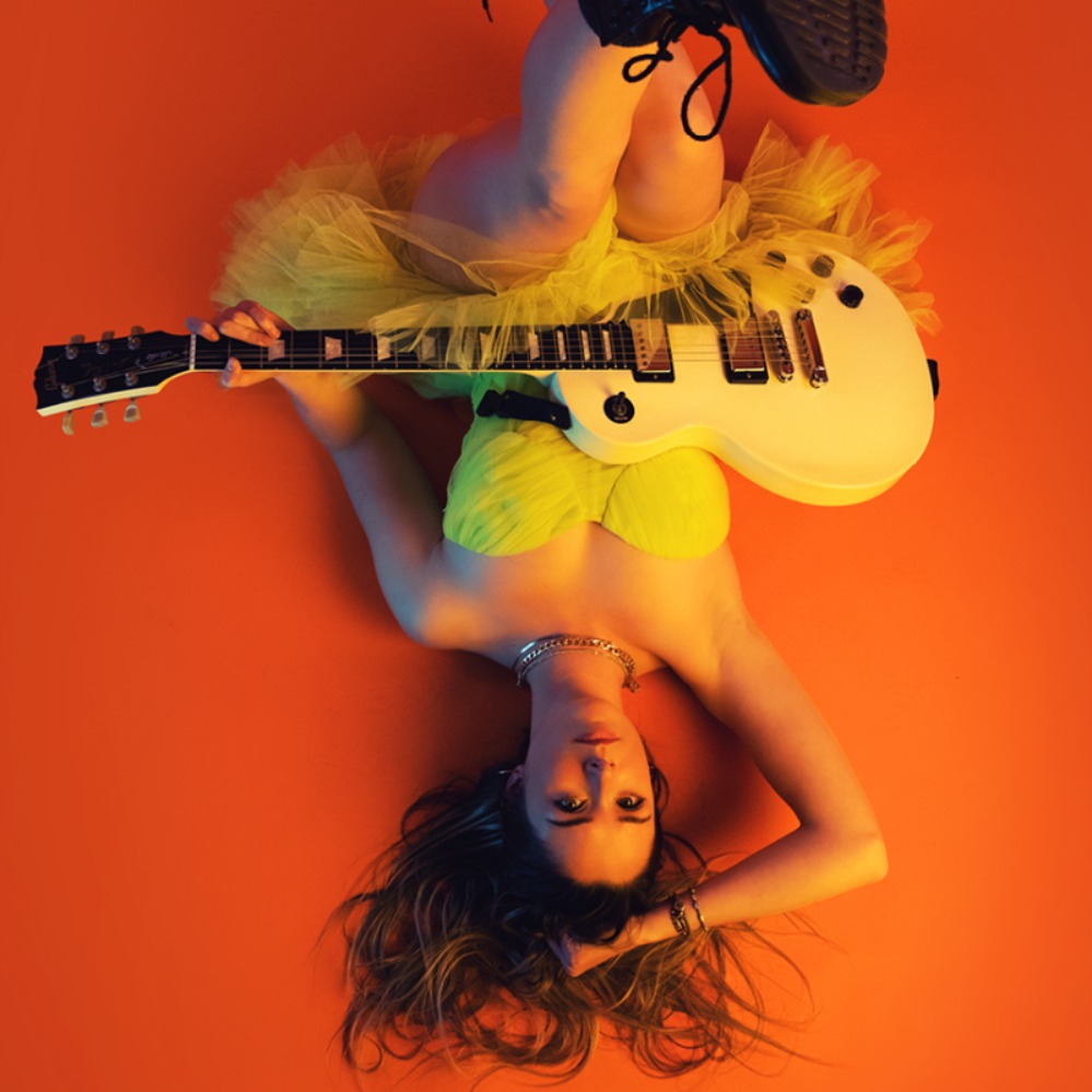 Tour de force of gig theatre